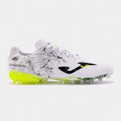 Buty piłkarskie korki męskie SUPER COPA treningowe do piłki nożnej FG. Czarne buty treningowe Joma, bez wzorów, do piłki nożnej. Za 199.99 zł.