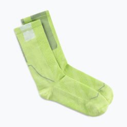 Skarpety BUFF Coolnet Crew. Zielone skarpety Buff, bez wzorów, z elastanu. Za 119.99 zł.