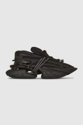BALMAIN Czarne sneakersy Unicorn. Czarne buty sportowe casual Balmain, bez wzorów, z materiału, bez zapięcia. W wyprzedaży za 3,799.99 zł.