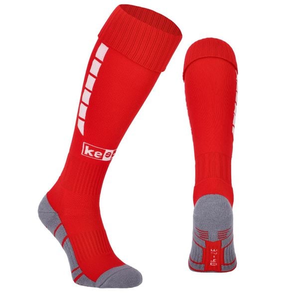 Getry piłkarskie KEEZA PRO. Czerwone legginsy długie sportowe KEEZA, bez wzorów, do piłki nożnej. Za 23.00 zł.