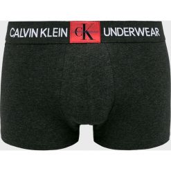 Calvin Klein Underwear - Bokserki. Szare bokserki Calvin Klein Underwear, m, bez wzorów, z bawełny. W wyprzedaży za 69.90 zł.