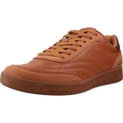 Buty JOMA CAGUIW2524 Brązowy. Brązowe buty turystyczne Joma, bez wzorów, z syntetyku, bez zapięcia, trekkingowe. Za 196.99 zł.