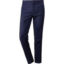DRYKORN FOOT Spodnie garniturowe royal. Garnitury DRYKORN. Za 509.00 zł.
