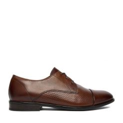 Półbuty Lasocki. Brązowe eleganckie półbuty Lasocki, bez wzorów, bez obcasa, bez zapięcia. Za 229.99 zł.