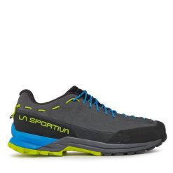 Trekkingi La Sportiva. Czarne buty trekkingowe La Sportiva, bez wzorów, bez zapięcia. Za 949.99 zł.