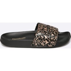 Reebok Classic - Klapki. Czarne klapki Reebok Classic, z gumy. W wyprzedaży za 99.90 zł.