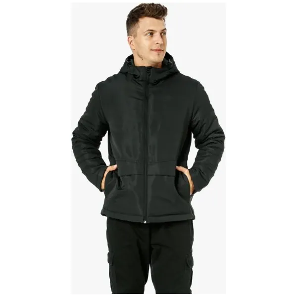 Umbro Kurtka Goshenite , czarny, rozmiar L. Czarne kurtki Umbro, l, bez wzorów, z materiału, bez kaptura. W wyprzedaży za 199.99 zł.
