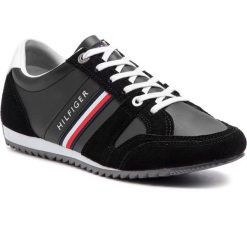 Sneakersy TOMMY HILFIGER - Essential Leather Runner FM0FM02045 Black 990. Buty sportowe casual Tommy Hilfiger. Za 399.00 zł.