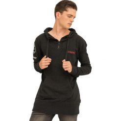 Bluza w kolorze czarnym. Bluzy z kapturem marki True Prodigy, l, z nadrukiem, z kapturem. W wyprzedaży za 199.95 zł.