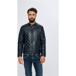 Guess Jeans - Kurtka. Kurtki marki Guess Jeans. W wyprzedaży za 549.90 zł.