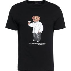 Polo Ralph Lauren Tshirt z nadrukiem black. Czarne koszulki polo marki Polo Ralph Lauren, z materiału. Za 299.00 zł.