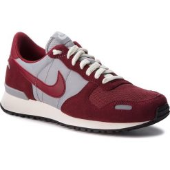 Buty NIKE - Air Vrtx 903896 009 Wolf Grey/Team Red/Sail/Black. Czerwone buty sportowe casual Nike, bez wzorów, z materiału, bez zapięcia. W wyprzedaży za 289.00 zł.