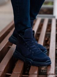Męskie buty sneakersy za kostkę z rzeźbioną podeszwą – granatowe V4 OM-FOBO-0122 - 44. Niebieskie buty sportowe casual Ombre Clothing, bez wzorów, z gumy, z okrągłym noskiem, przed kolano, bez zapięcia. W wyprzedaży za 79.99 zł.