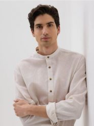 Koszula regular fit z lnem - beżowy. Brązowe koszule Reserved, l, bez wzorów, z bawełny, bez kołnierzyka, bez ramiączek. Za 129.99 zł.