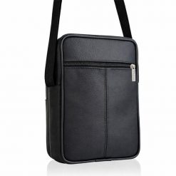 Saszetka męska URBAN BETLEWSKI® czarny. Czarne torby na ramię bez wzorów, bez dodatków. Za 92.25 zł.