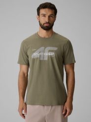 4F T-shirt regular z nadrukiem męski - khaki S. Brązowe t-shirty 4F, m, bez wzorów, z bawełny, bez kołnierzyka, bez ramiączek. Za 69.99 zł.