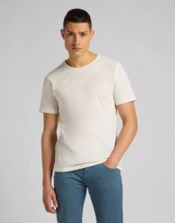 LEE SS EMBRO LOGO MĘSKI T-SHIRT KOSZULKA ECRU L61ZFENQ 112114117. T-shirty Lee, l, bez wzorów, bez kołnierzyka, bez ramiączek. Za 69.99 zł.
