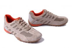 GEOX U55MNA 02214 C5004 sand, półbuty męskie. Brązowe eleganckie półbuty Geox, bez wzorów, bez obcasa, bez zapięcia. Za 363.93 zł.