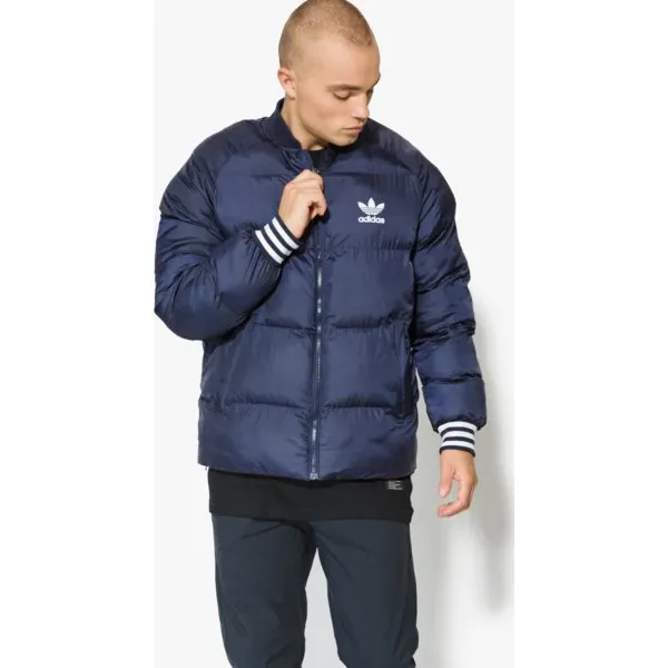 Adidas Kurtka Sst Jacket , granatowy, rozmiar M. Niebieskie kurtki Adidas, m, bez wzorów, z materiału, bez kaptura. W wyprzedaży za 399.99 zł.
