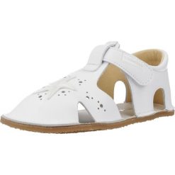 Sandały TITANITOS L560 ESTRELLA Biały. Białe sandały TITANITOS, ze skóry, bez zapięcia. Za 186.99 zł.