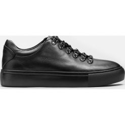 Czarne sneakersy męskie. Buty sportowe casual marki Kazar. Za 449.00 zł.