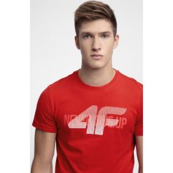 T-shirt męski TSM282 - czerwony. T-shirty marki 4F. W wyprzedaży za 39.99 zł.