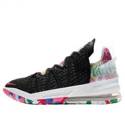 Buty koszykarskie męskie Nike Lebron Xviii. Fioletowe buty do koszykówki Nike, bez zapięcia, do koszykówki. Za 1,301.00 zł.