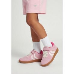 Buty Hummel Handball Perfekt CL. Niebieskie buty sportowe casual Hummel, bez wzorów, bez zapięcia. Za 221.50 zł.