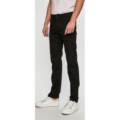 Dickies - Spodnie. Spodnie materiałowe marki Dickies. W wyprzedaży za 199.90 zł.