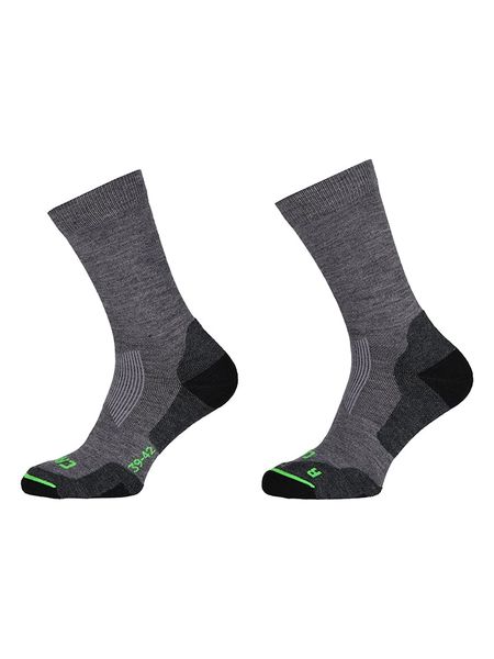CMP Wełniane skarpety trekkingowe w kolorze ciemnoszarym rozmiar: 46/48. Czarne skarpety CMP, bez wzorów, z wełny. Za 37.12 zł.