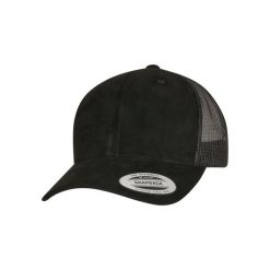 Zamszowa czapka Flexfit Trucker. Czarne czapki z daszkiem FLEXFIT, bez wzorów, ze skóry. Za 117.00 zł.