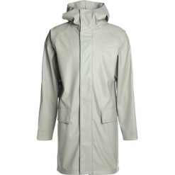 Didriksons SKUR MENS Kurtka przeciwdeszczowa olive. Kurtki outdoor i hardshell marki Didriksons. W wyprzedaży za 341.55 zł.