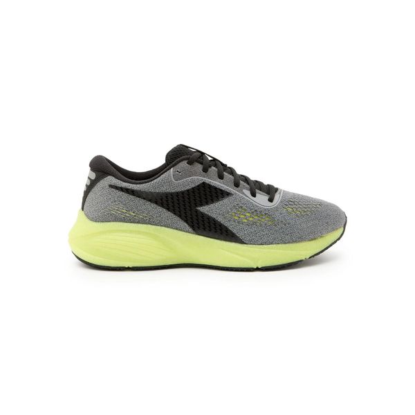 Buty biegowe męskie DIADORA FRECCIA. Szare buty do biegania Diadora, bez wzorów, bez zapięcia. Za 199.99 zł.