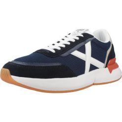 Buty MUNICH VERSUS 116 Niebieski. Niebieskie buty trekkingowe munich, bez wzorów, ze skóry, bez zapięcia. Za 390.99 zł.