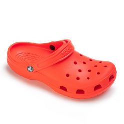 Klapki chodaki sportowe unisex Crocs CLASSIC. Czerwone klapki Crocs, z materiału. Za 159.00 zł.