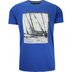 T-Shirt Męski Chabrowa z Nadrukiem w Żaglówkę, Koszulka, Krótki Rękaw, U-neck. Niebieskie bluzki z długim rękawem MCL, l, bez wzorów, z bawełny, bez kołnierzyka, bez ramiączek. Za 119.00 zł.