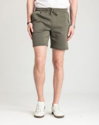 Męskie Spodenki Marcus Colin Shorts Beetle Green 19-200267-5097. Zielone szorty MARCUS, m, bez wzorów. Za 99.99 zł.