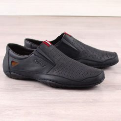 Skórzane komfortowe półbuty męskie ażurowe wsuwane granatowe Rieker 06367-14. Eleganckie półbuty Rieker, w ażurowe wzory, ze skóry, bez obcasa, bez zapięcia. Za 233.99 zł.