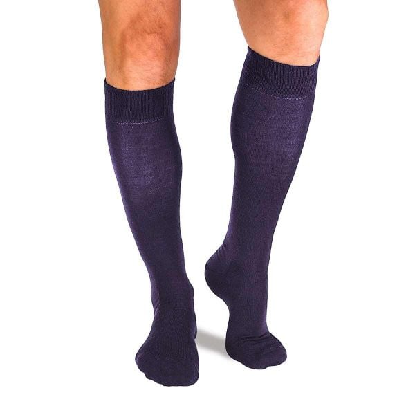 Skarpety uciskowe 3/4 z wełny merynosów, ciemnoniebieskie. Niebieskie skarpety OEM, bez wzorów, z wełny. W wyprzedaży za 94.89 zł.