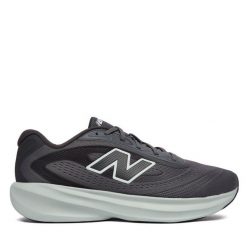 Buty do biegania New Balance. Szare buty do biegania New Balance, bez wzorów, bez zapięcia, do biegania. Za 399.99 zł.