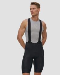 Spodenki rowerowe męskie X-Bionic Corefusion Ride Gravel Bib Shorts B120. Czarne spodenki rowerowe X BIONIC, l, bez wzorów, z materiału, na fitness i siłownię. Za 1,019.99 zł.