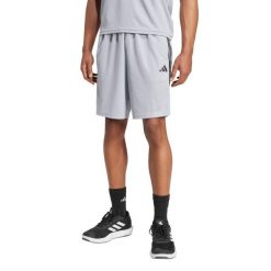 Krótki pikowany adidas Train Essentials 3-Stripes. Czarne buty treningowe Adidas, bez wzorów, z materiału, na fitness i siłownię. Za 150.00 zł.