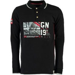 Koszulka polo "Kalopark" w kolorze czarnym. Koszulki polo marki Geographical Norway, z nadrukiem, z klasycznym kołnierzykiem, z długim rękawem. W wyprzedaży za 121.95 zł.