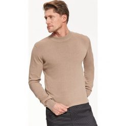 SWETER PÓŁGOLF DŁUGI RĘKAW MĘSKI. Szare swetry nierozpinane TOP SECRET, l, bez wzorów, z bawełny, bez kołnierzyka, bez ramiączek. W wyprzedaży za 29.99 zł.