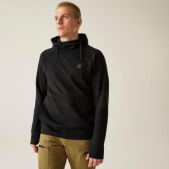 Bluza męska z kapturem Ollie Dare 2b. Czarne bluzy z kapturem Dare 2B, na zimę, m, bez wzorów, z materiału, z kapturem. W wyprzedaży za 279.99 zł.