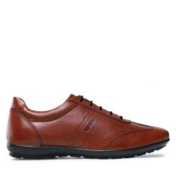 Półbuty Geox. Brązowe eleganckie półbuty Geox, bez wzorów, bez obcasa, bez zapięcia. Za 279.99 zł.