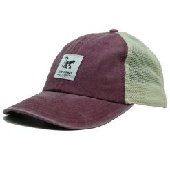 Czapka Trucker - Siatka Płócienna - Bawełna / Jeden Rozmiar (Bordowa). Czerwone czapki z daszkiem SURF MONKEY, bez wzorów, z bawełny. Za 159.95 zł.