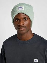 Lee Czapka w kolorze miętowym rozmiar: onesize. Zielone czapki zimowe Lee, bez wzorów, z materiału. Za 96.14 zł.