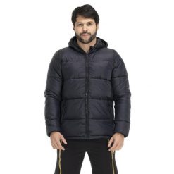 Męska kurtka z kapturem Welcome Back. Czarne kurtki LEONE 1947 APPAREL, l, bez wzorów, z tkaniny, z kapturem. W wyprzedaży za 419.25 zł.