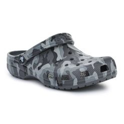Klapki Crocs Classic Printed Camo Clog 206454-0IE czarne. Czarne klapki z materiału. Za 374.47 zł.